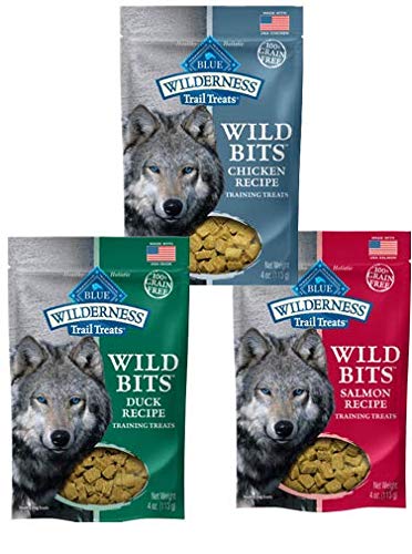 Blue Buffalo Wilderness Trail Treats Grain-Free Wild Bits Dog Treats - 3 Flavors (Salmon Chicken & Duck) - 4 Ounces Each (3 Total Pouches)